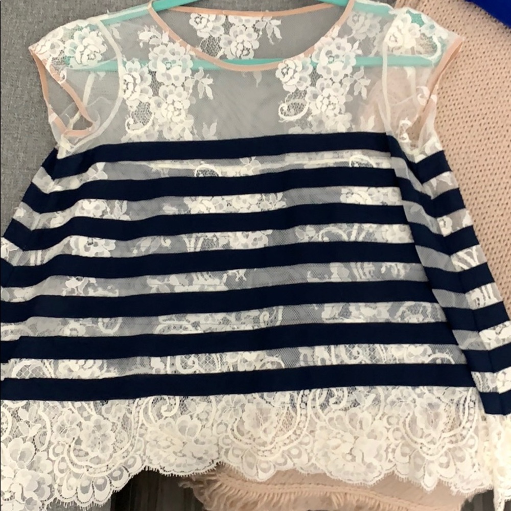 bcbg top, size xs/small, offers accepted